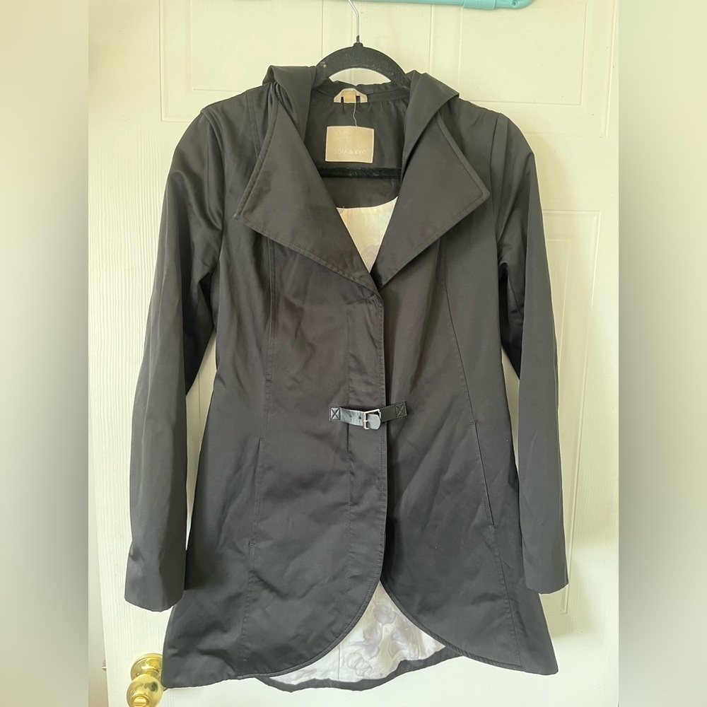 SOIA & KYO Black Jacket W/ Floral-Print lining